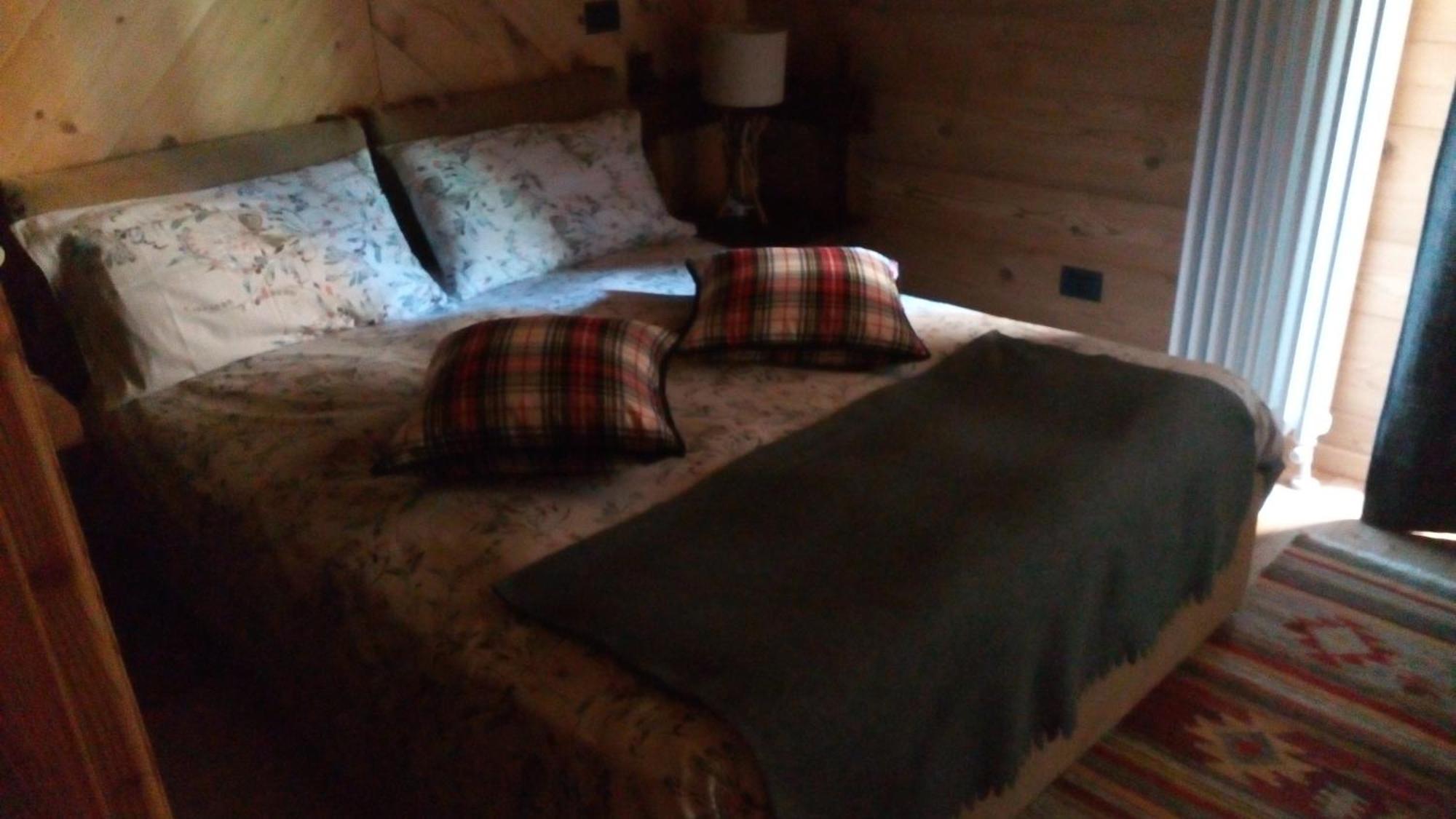 B&B L'Abric - Centro Storico Di Limonetto Лимоне Пиемонте Стая снимка