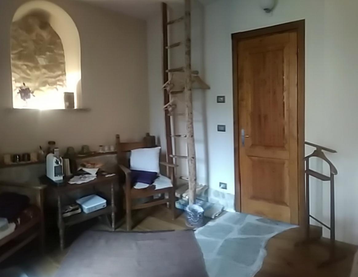 B&B L'Abric - Centro Storico Di Limonetto Лимоне Пиемонте Екстериор снимка
